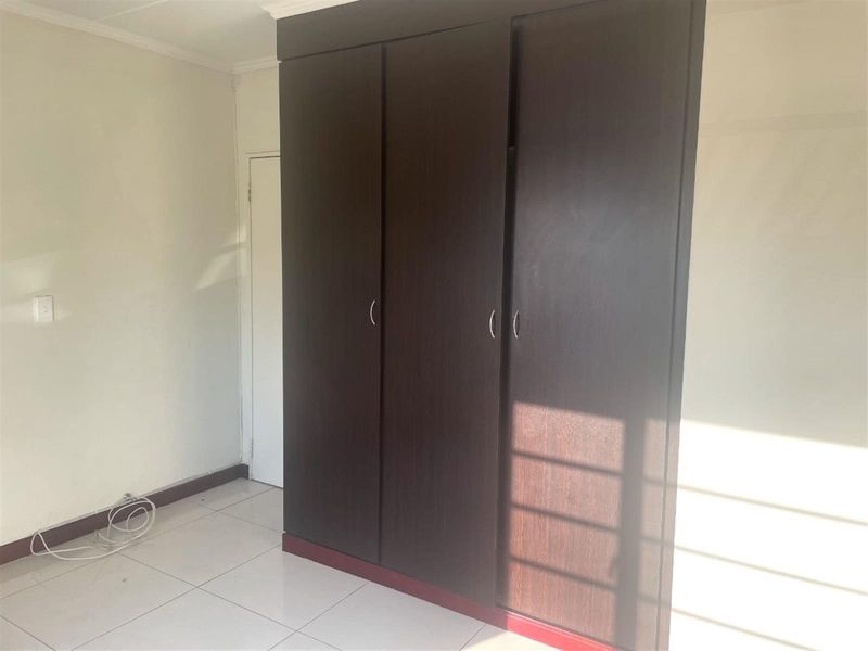 Apartment To Rent in Carlswald, Midrand - Photo 10
