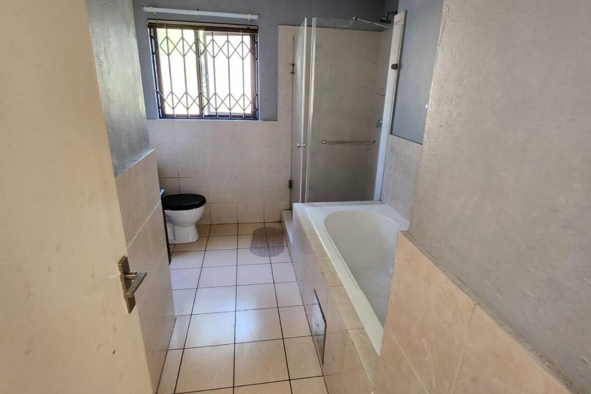 Apartment To Rent in Carlswald, Midrand - Photo 5