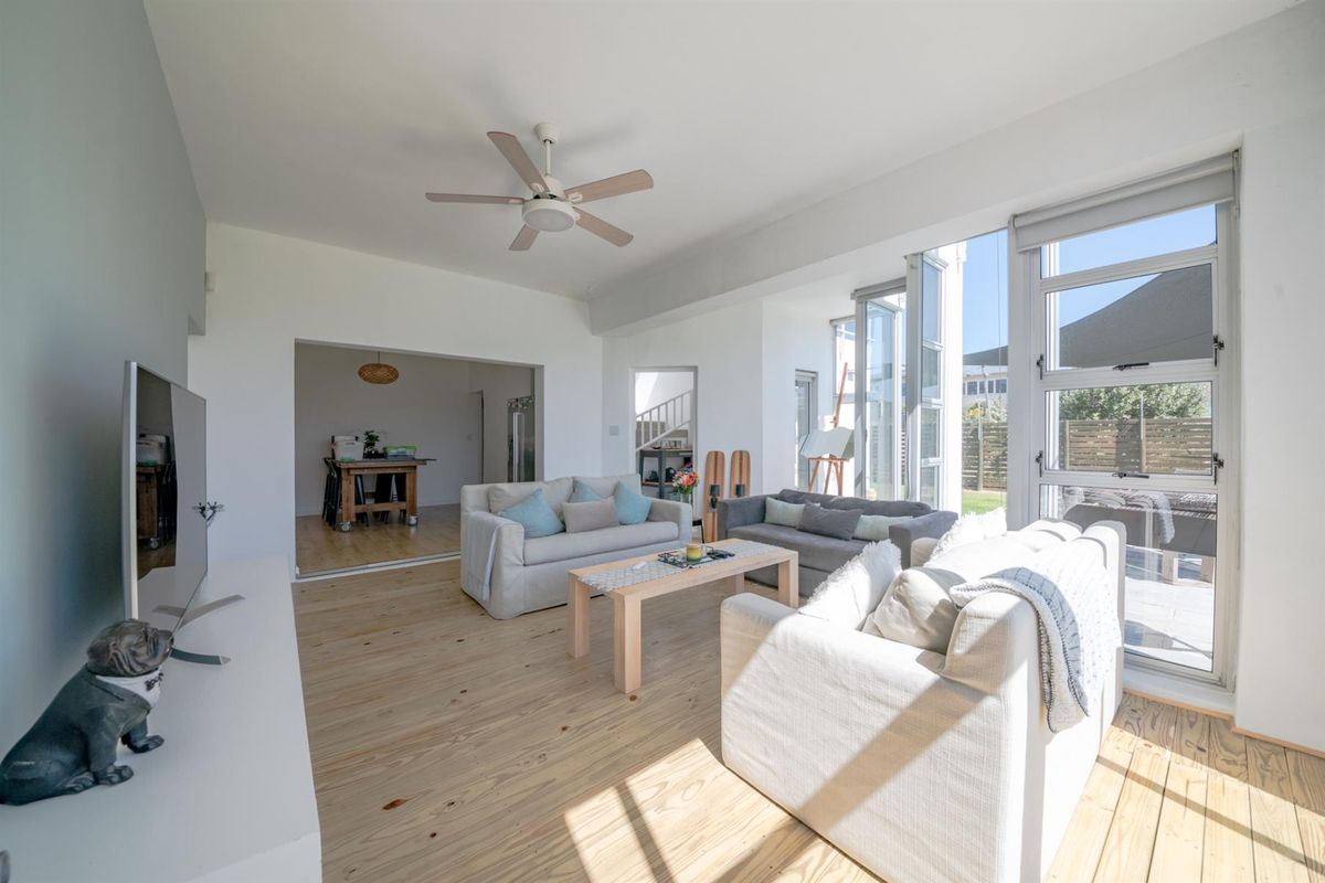 House For Sale in Pringle Bay - Photo 5