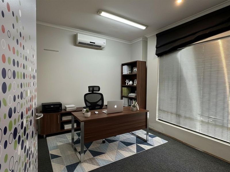 Office To Rent in Stellenbosch Central, Stellenbosch - Photo 2