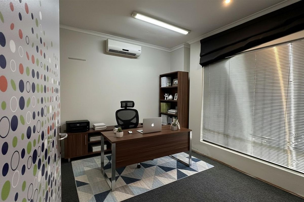 Office To Rent in Stellenbosch Central, Stellenbosch - Photo 2