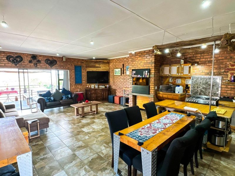 Versatile Dual-Living Opportunity in Klein Brak - Photo 7