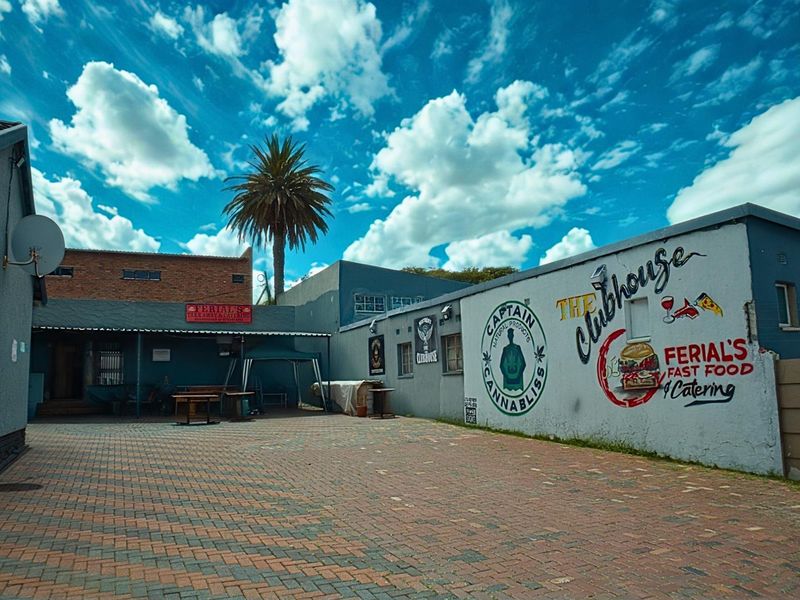 4 Bedroom House with Business Rights for Sale in Maraisburg - Photo 2