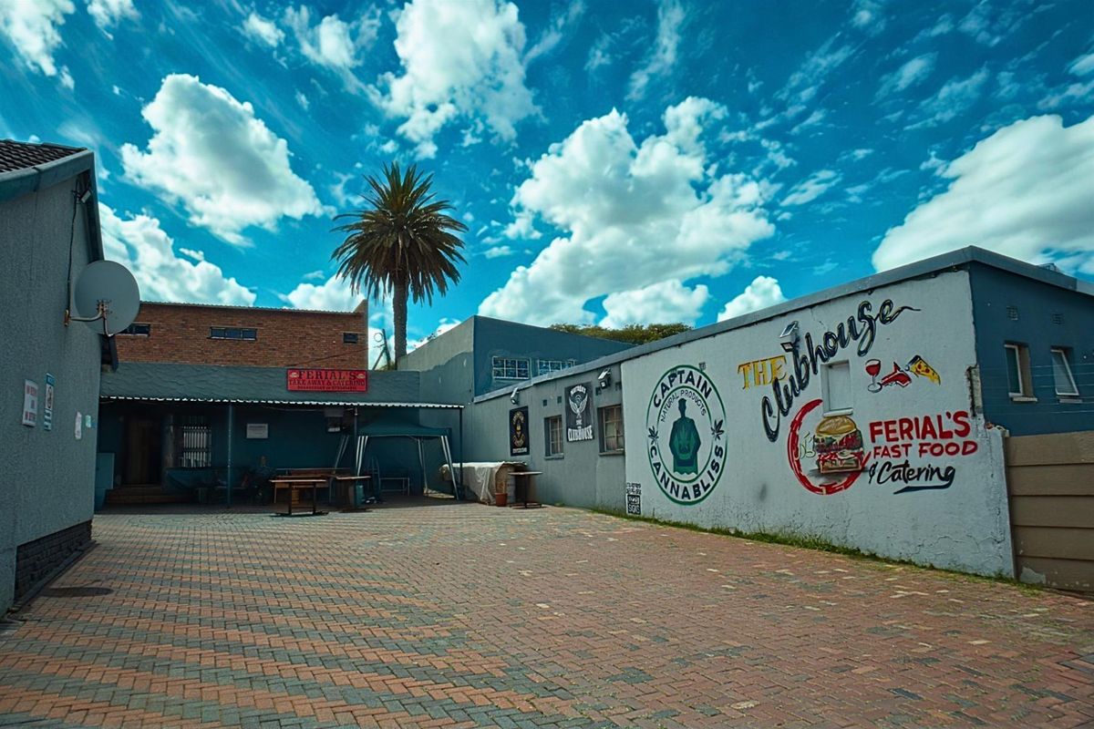 4 Bedroom House with Business Rights for Sale in Maraisburg - Photo 2