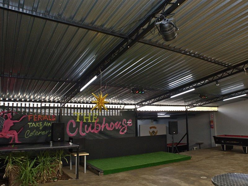 4 Bedroom House with Business Rights for Sale in Maraisburg - Photo 4