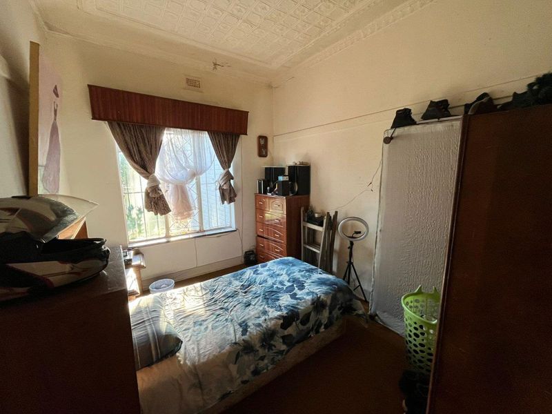 Bargain 4 Bed, extra outside rooms full of potential, Up For GRABS! Brakpan - Photo 10