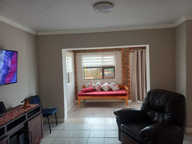 House For Sale in Stilbaai Wes, Stilbaai - Photo 9
