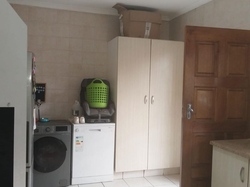 House For Sale in Reyno Ridge, Witbank - Photo 7