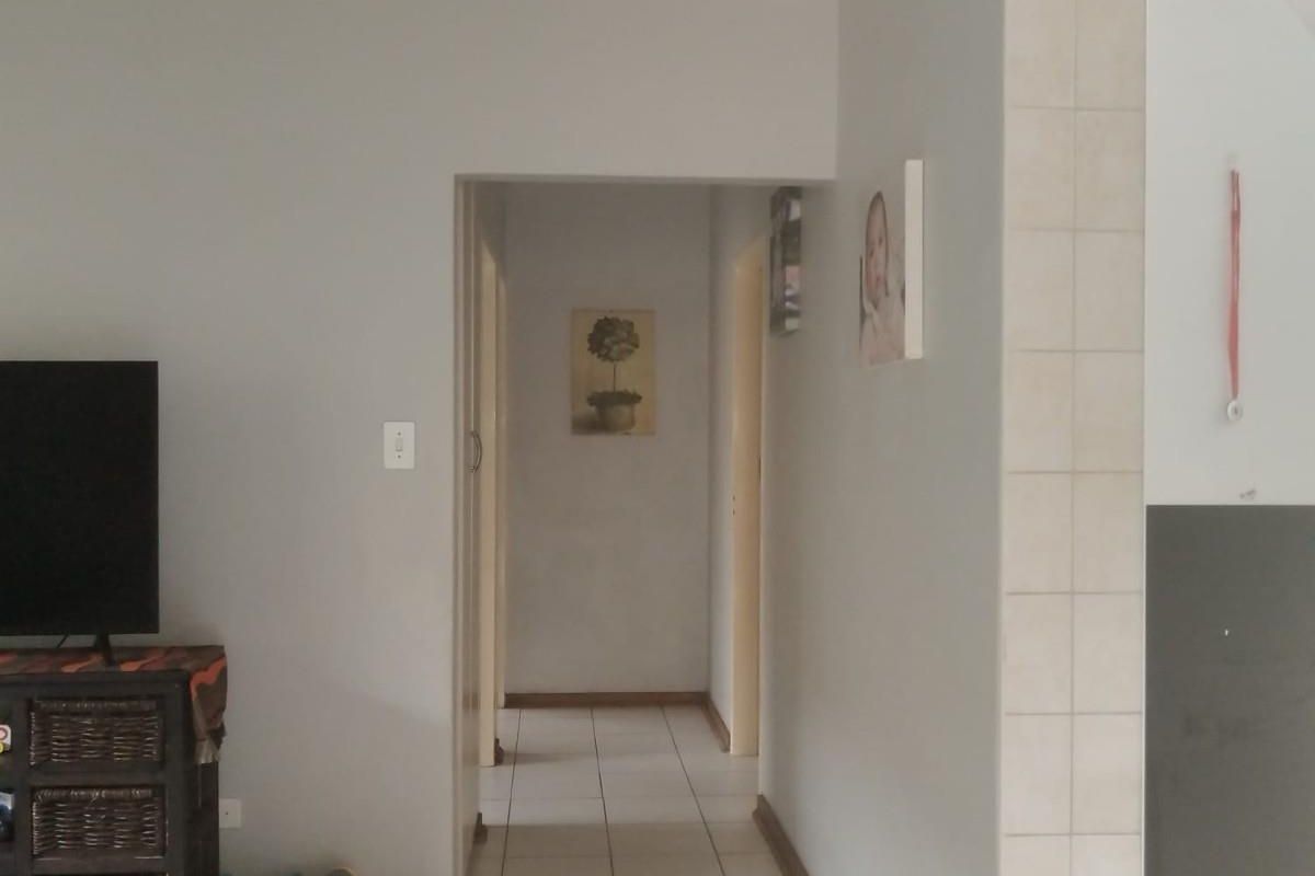 House For Sale in Reyno Ridge, Witbank - Photo 5