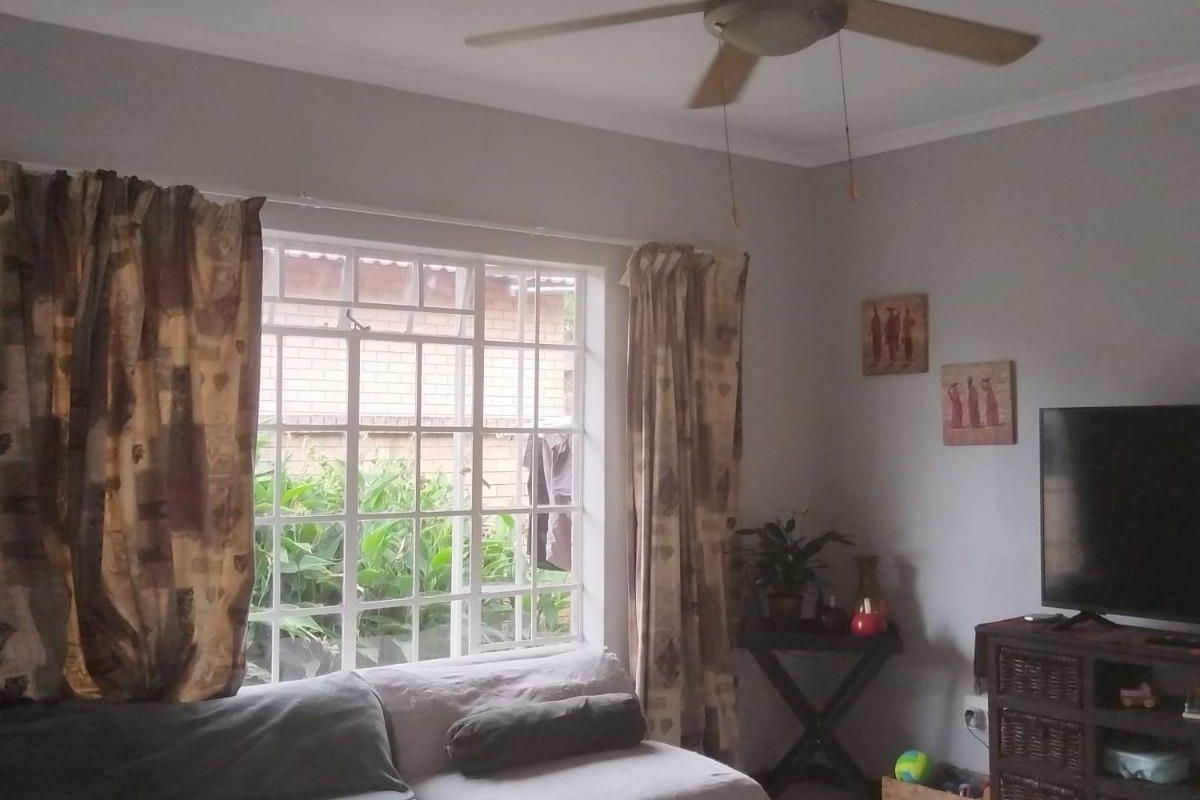 House For Sale in Reyno Ridge, Witbank - Photo 4