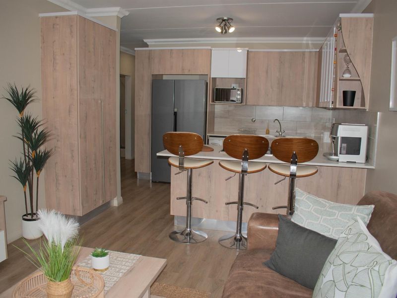 Luxury 3 Bedroom Apartment in Wildlife Reserve Setting | Strong Investment Opportunity - Photo 2