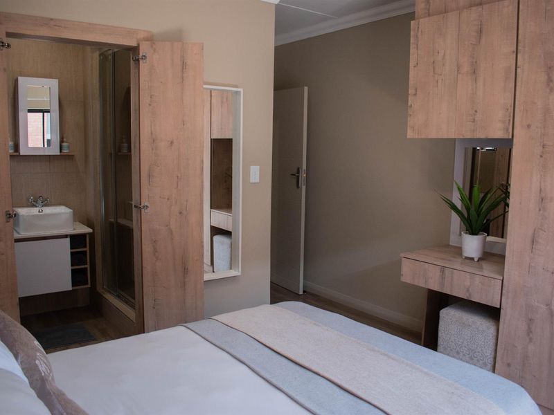 Luxury 3 Bedroom Apartment in Wildlife Reserve Setting | Strong Investment Opportunity - Photo 7