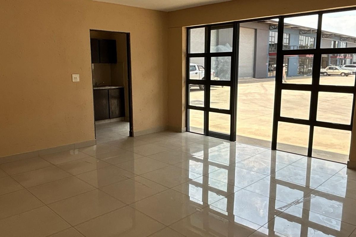 Warehouse To Let | Unit 85 | 334 sqm | Pomona Junction - Photo 2