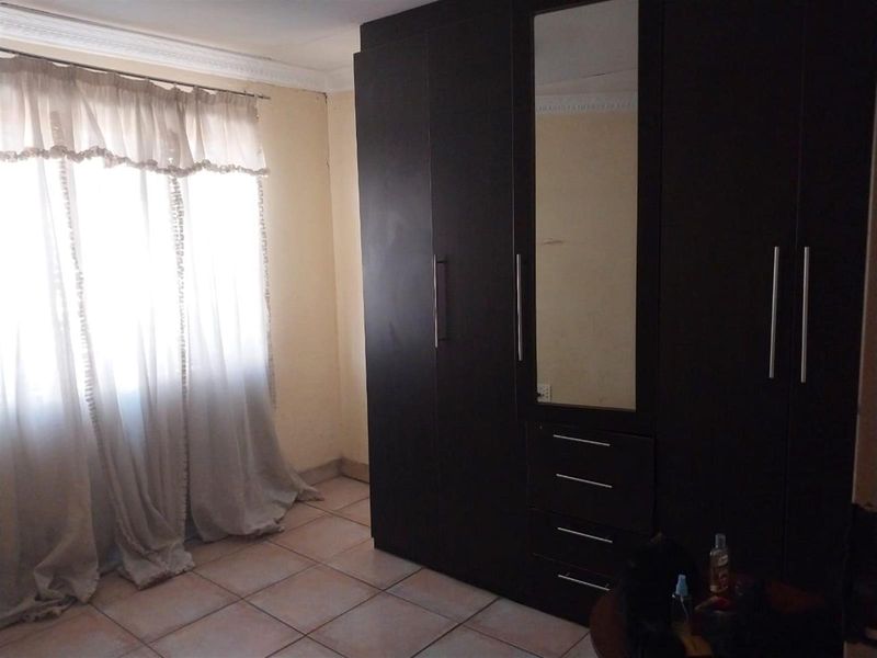 House For Sale in Protea Glen EXT 11, Soweto - Photo 7