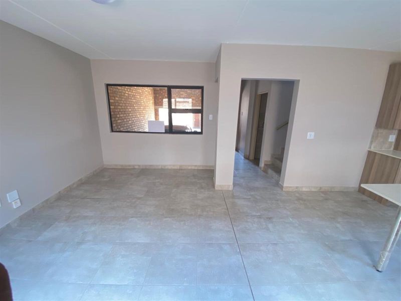 Apartment For Sale in Die Heuwel, Witbank - Photo 7
