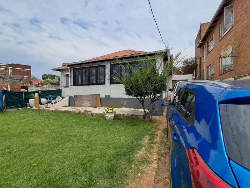House For Sale in Bellevue, Johannesburg - Photo 3