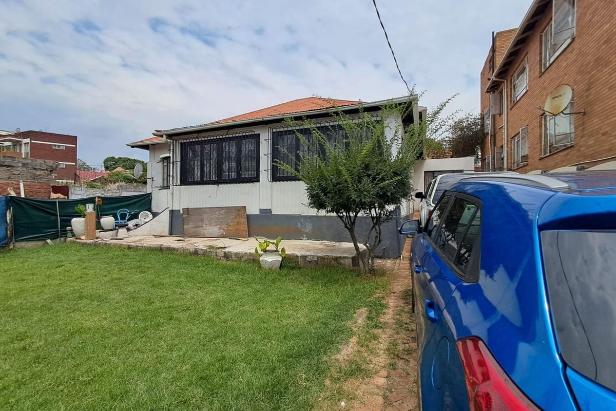 House For Sale in Bellevue, Johannesburg - Photo 3