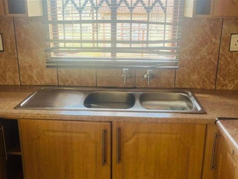 House For Sale in Karino, Nelspruit - Photo 8