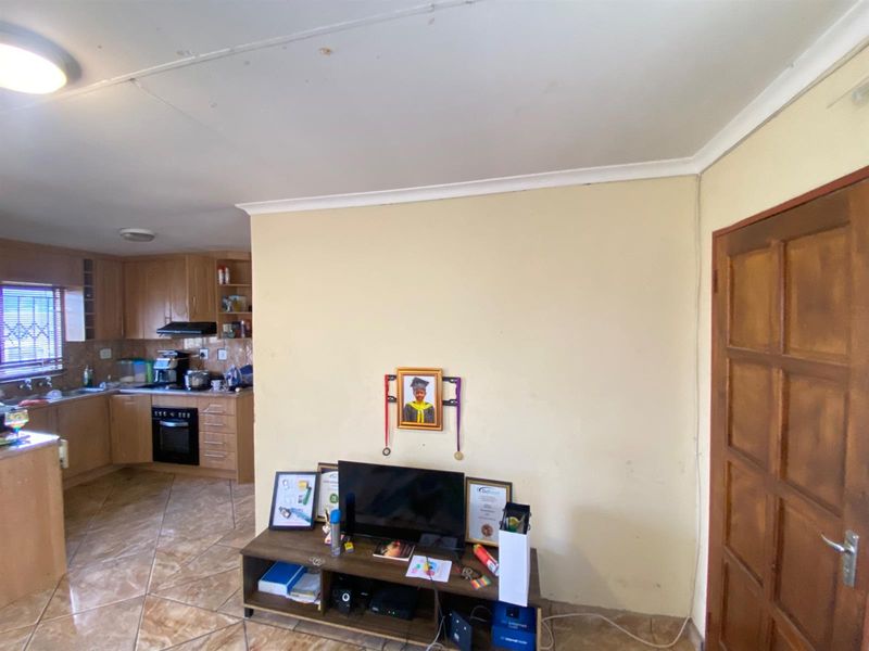 House For Sale in Karino, Nelspruit - Photo 7