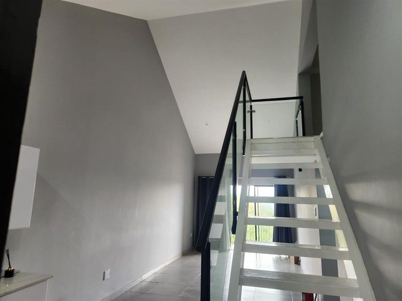 2 bed 1 bath loft Apartment To Rent in Athlone, Pietermaritzburg, KwaZulu Natal - Photo 4