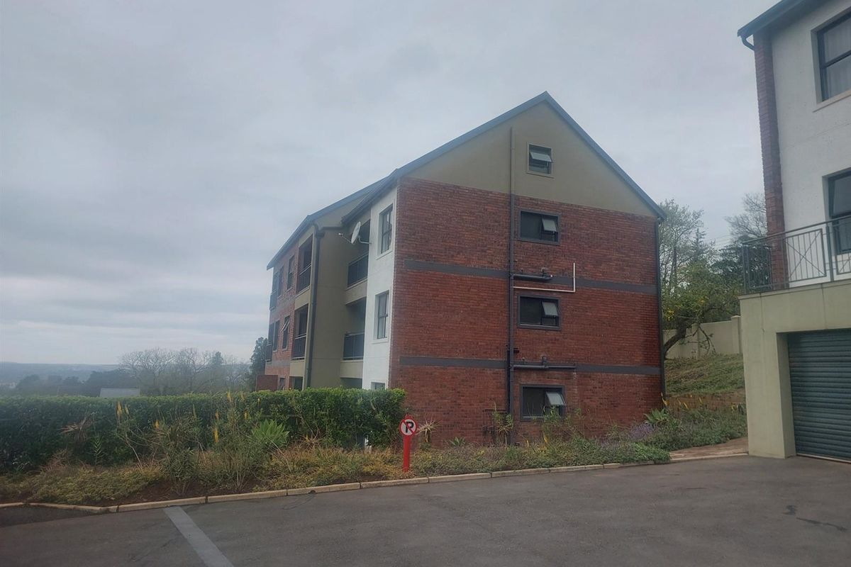 2 bed 1 bath loft Apartment To Rent in Athlone, Pietermaritzburg, KwaZulu Natal - Photo 3