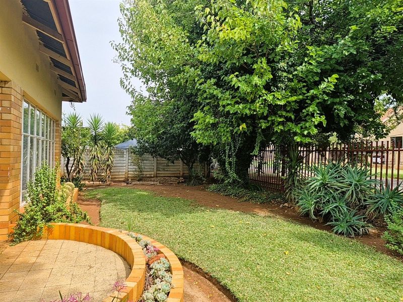 Prime Investment Opportunity in Die Bult - Family Living, Student Accommodation or Office Conversion - Photo 10