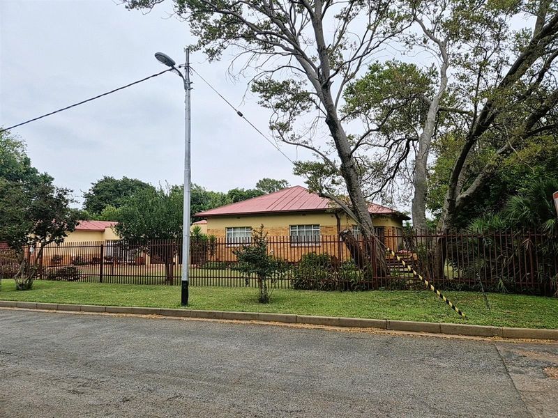 Prime Investment Opportunity in Die Bult - Family Living, Student Accommodation or Office Conversion - Photo 4