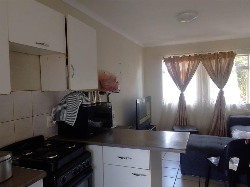 2 Bedroom Townhouse For Sale in Florentia Alberton Gauteng - Photo 5