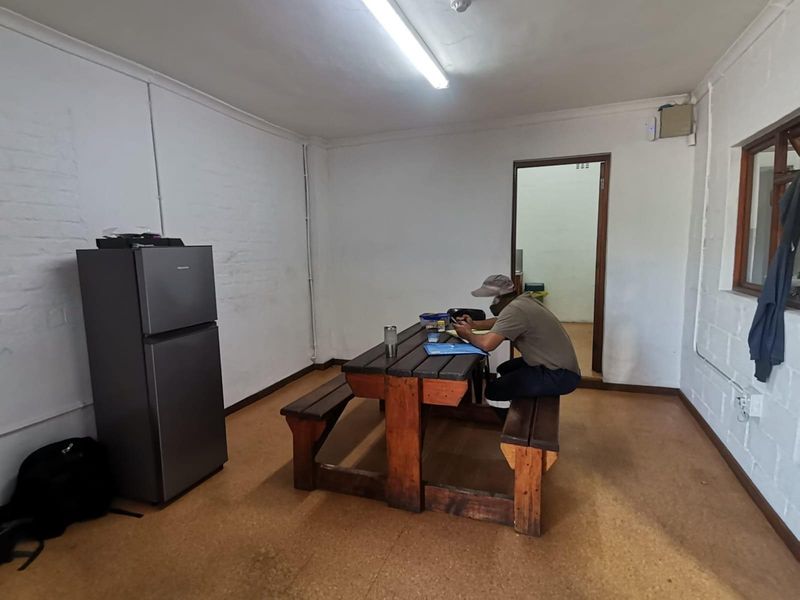 Industrial Warehouse / Workshop to rent in Paarl - Photo 6