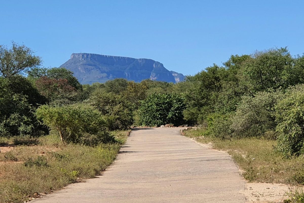 Mountain view vacant plot for sale in Blyde Wildlife Estate, Hoedspruit - Photo 4