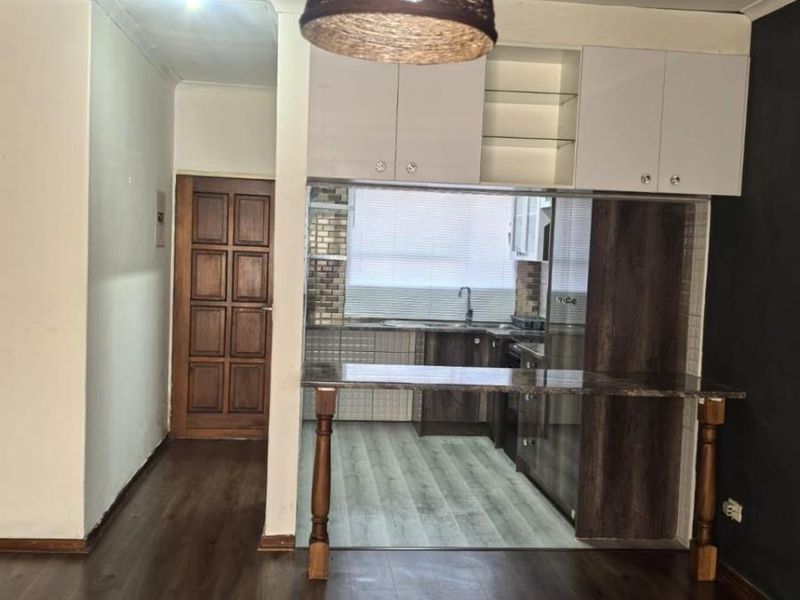 Apartment For Sale in Buccleuch, Sandton - Photo 4