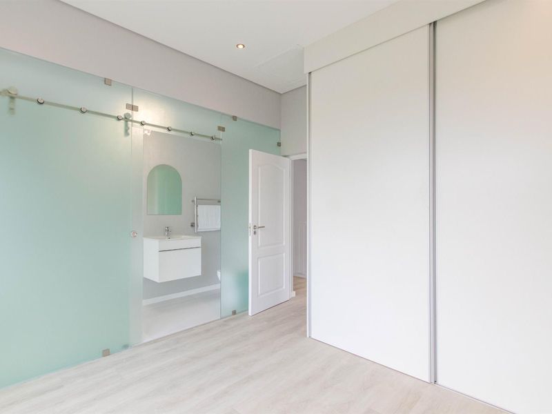 Brand New 3 Bedroom Double-Storey Home, at the foot of Bains kloof pass. - Photo 7
