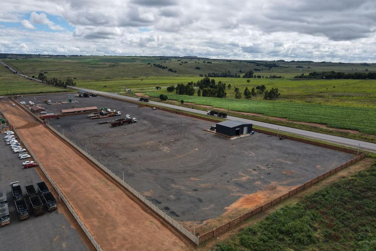 Industrial Property To Rent in Middelburg South, Middelburg - Photo 3