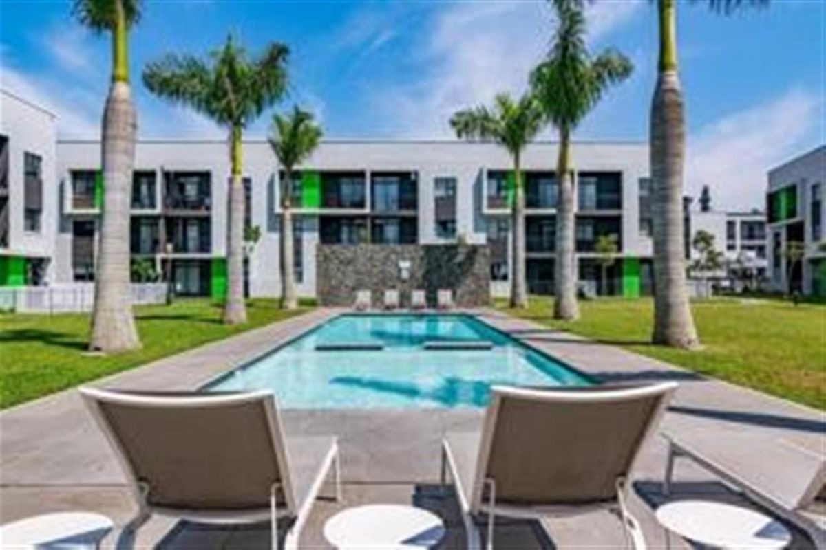 Apartment For Sale in Ballito Central, Ballito, KwaZulu Natal - Photo 2