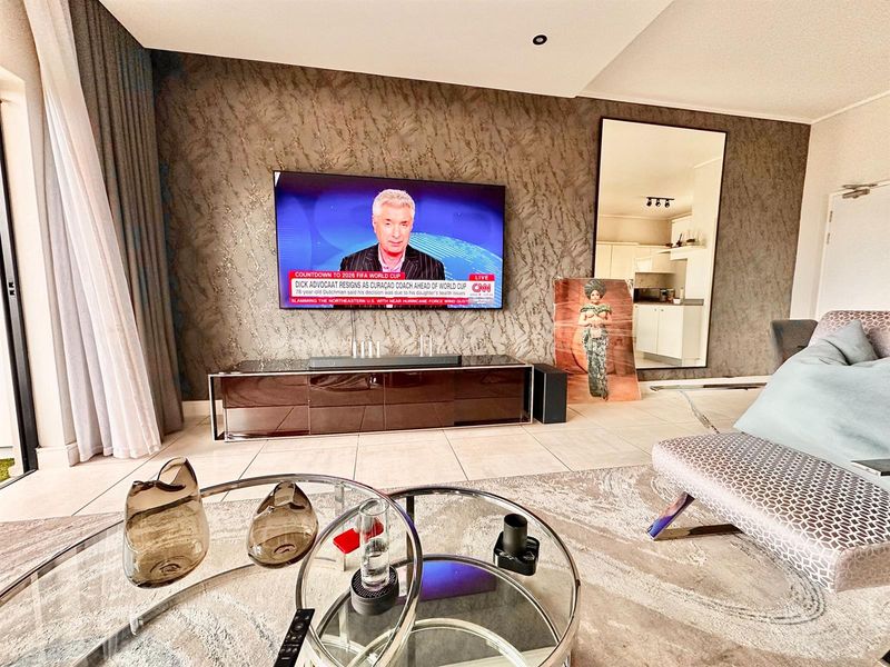 2-Bed, 2-Bath Penthouse Apartment For Sale in The Polofields, Waterfall, Midrand - Photo 8