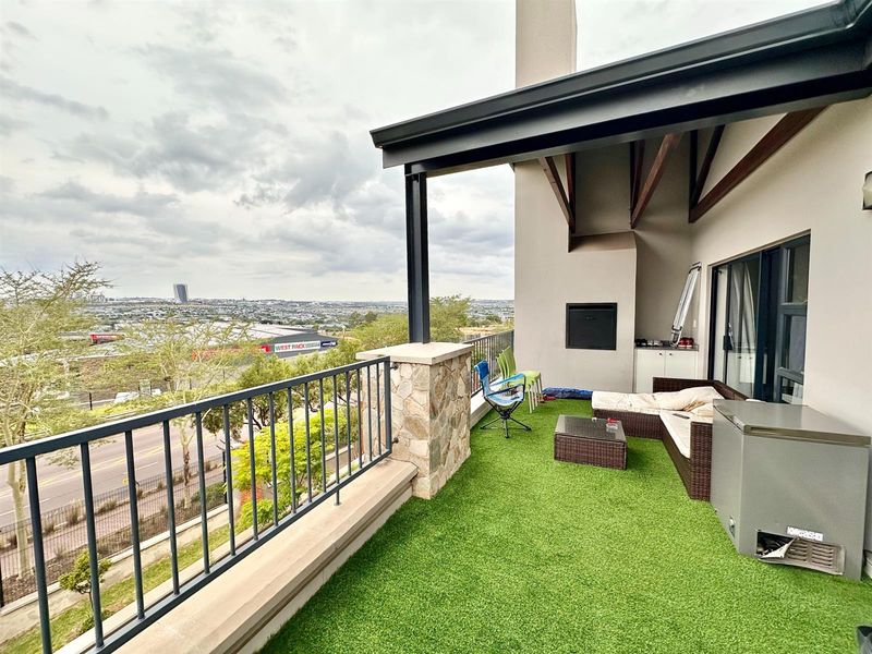 2-Bed, 2-Bath Penthouse Apartment For Sale in The Polofields, Waterfall, Midrand - Photo 7