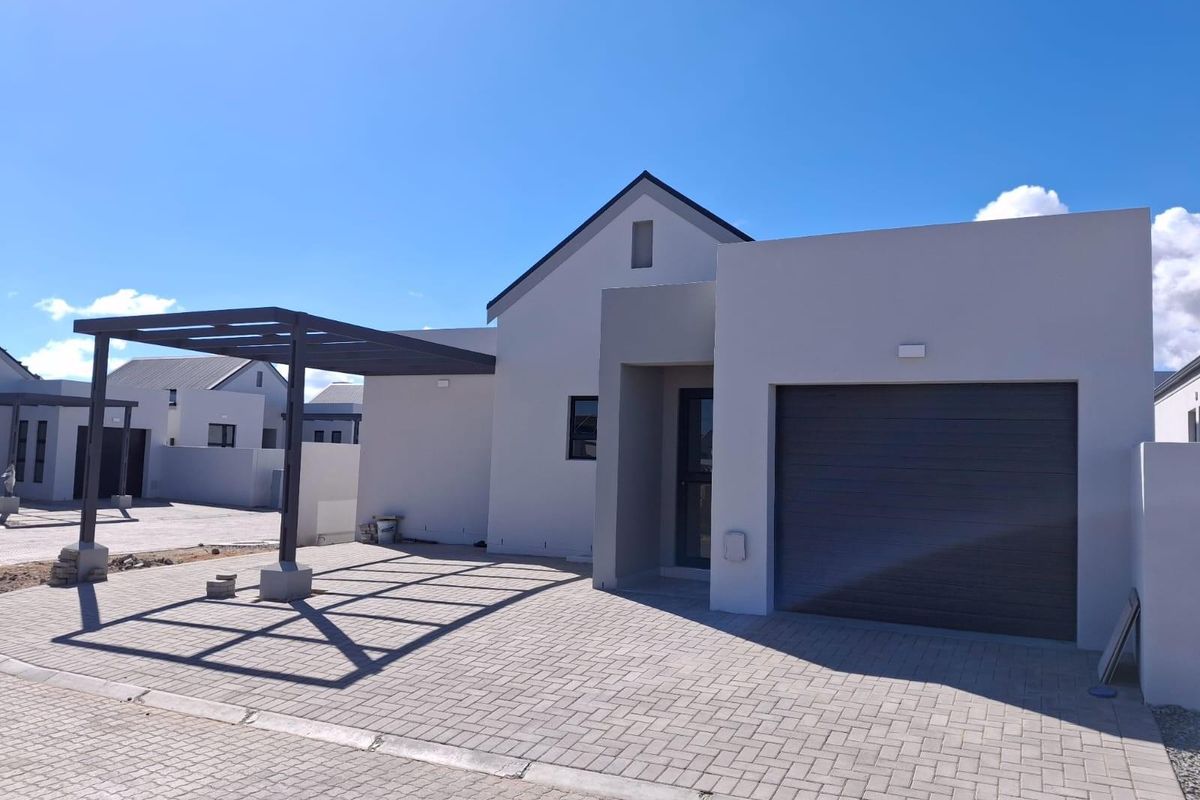 3-Bedroom Beauty in Wildflower Estate - No Transfer Duty! - Photo 2