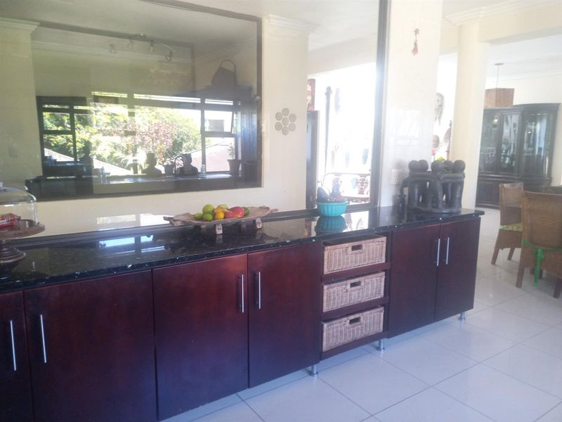 Luxurious Fully Furnished 3-Bedroom Home with Sea Views Ballito Central, Ballito, KwaZulu Natal - Photo 7