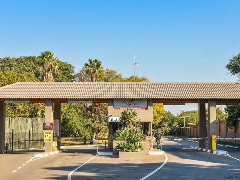 This estate is a harmonious blend of leisure and lifestyle, where every day feels like a vacation. - Photo 2