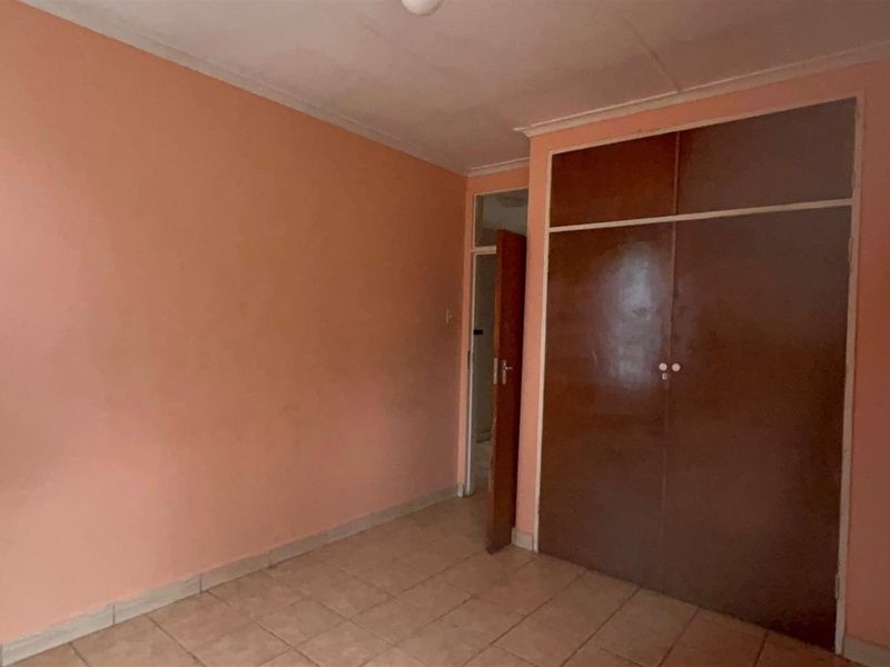 4-Bedroom House For Sale in Sasolburg Central, Sasolburg - Photo 7