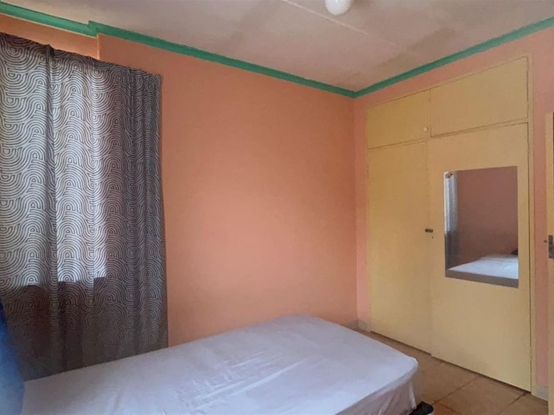 4-Bedroom House For Sale in Sasolburg Central, Sasolburg - Photo 6