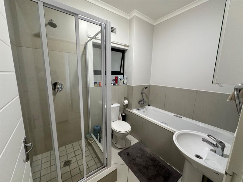 Apartment For Sale in Buh Rein Estate, Kraaifontein - Photo 4