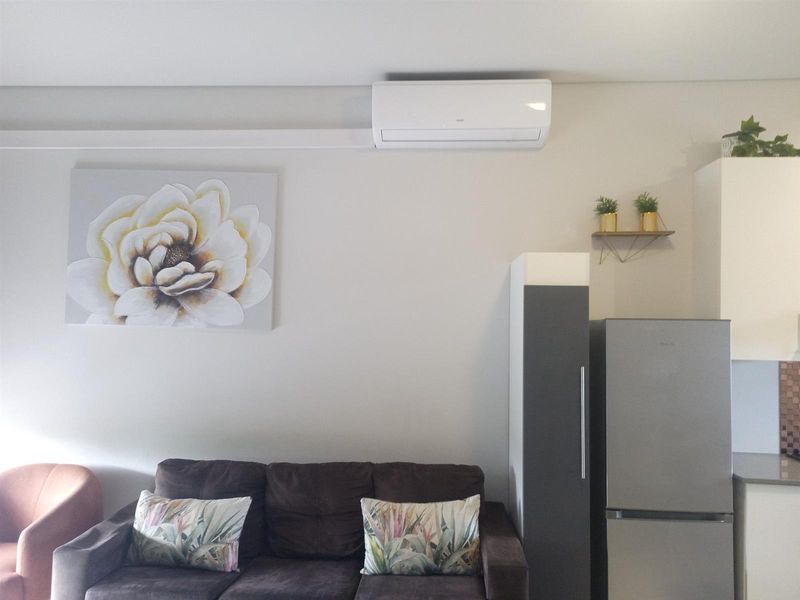 Modern 2-Bedroom Fully Furnished Apartment To Rent Ballito Central, Ballito, KwaZulu Natal - Photo 4