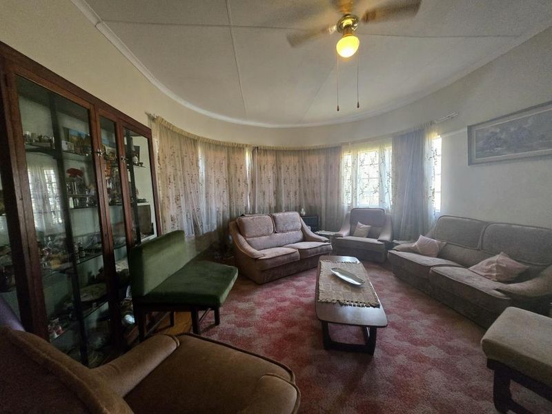 House for Sale in Senekal - Photo 2