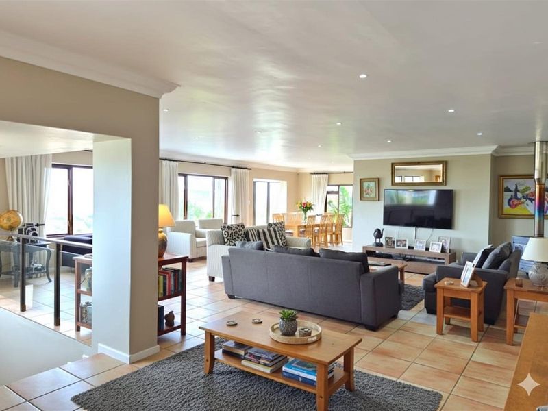 Lower Robberg Gem | Elevated Views over Robberg and the Bay - Photo 2