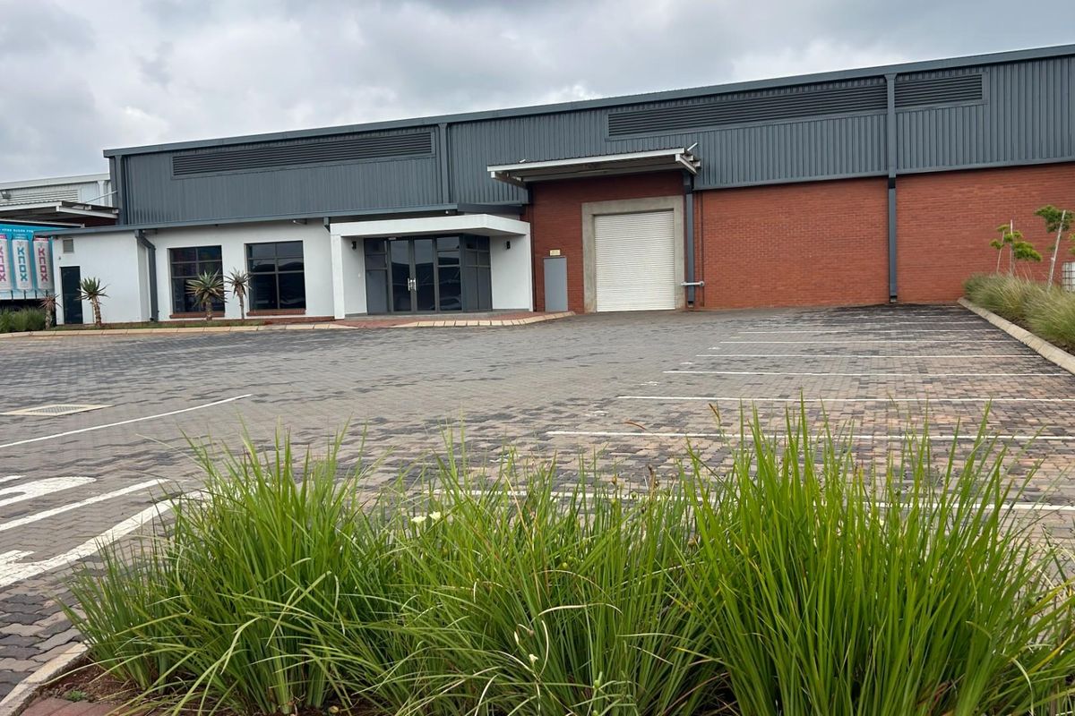 1730 sqm Industrial Facility To Let | Witfontein, Pomona | Interlink Friendly | R21 Access - Photo 2