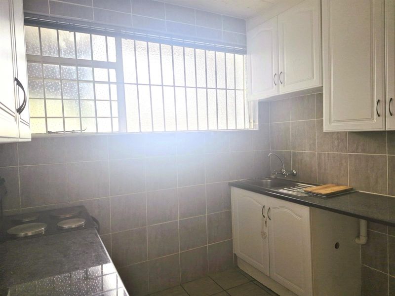 Charming Garden Apartment in Sandringham - Photo 7