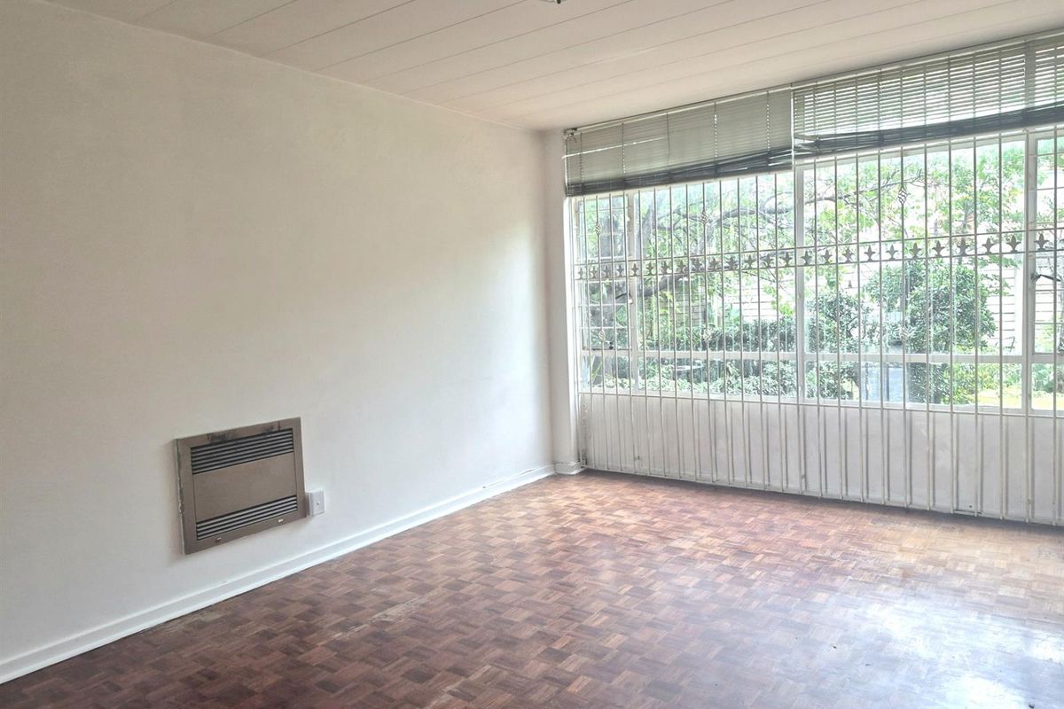 Charming Garden Apartment in Sandringham - Photo 3