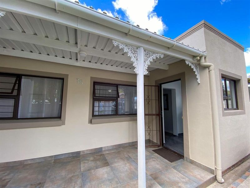 Versatile Renovated Home with Two Income-Generating Flatlets - Photo 2