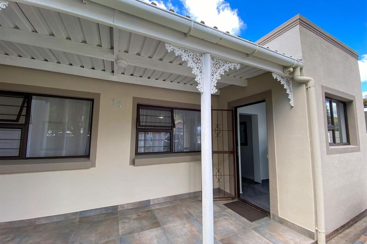 Versatile Renovated Home with Two Income-Generating Flatlets - Photo 2